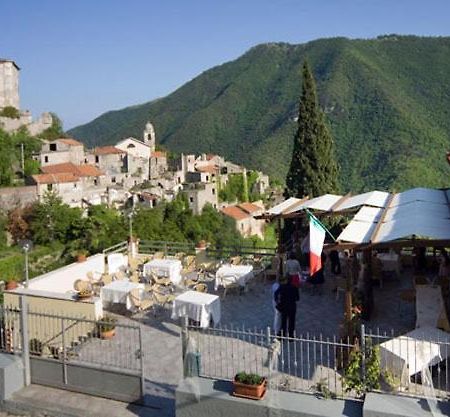 Albergo Cecchin Balestrino Exteriér fotografie